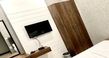 THE HIGHLAND Room Type - Deluxe Room
