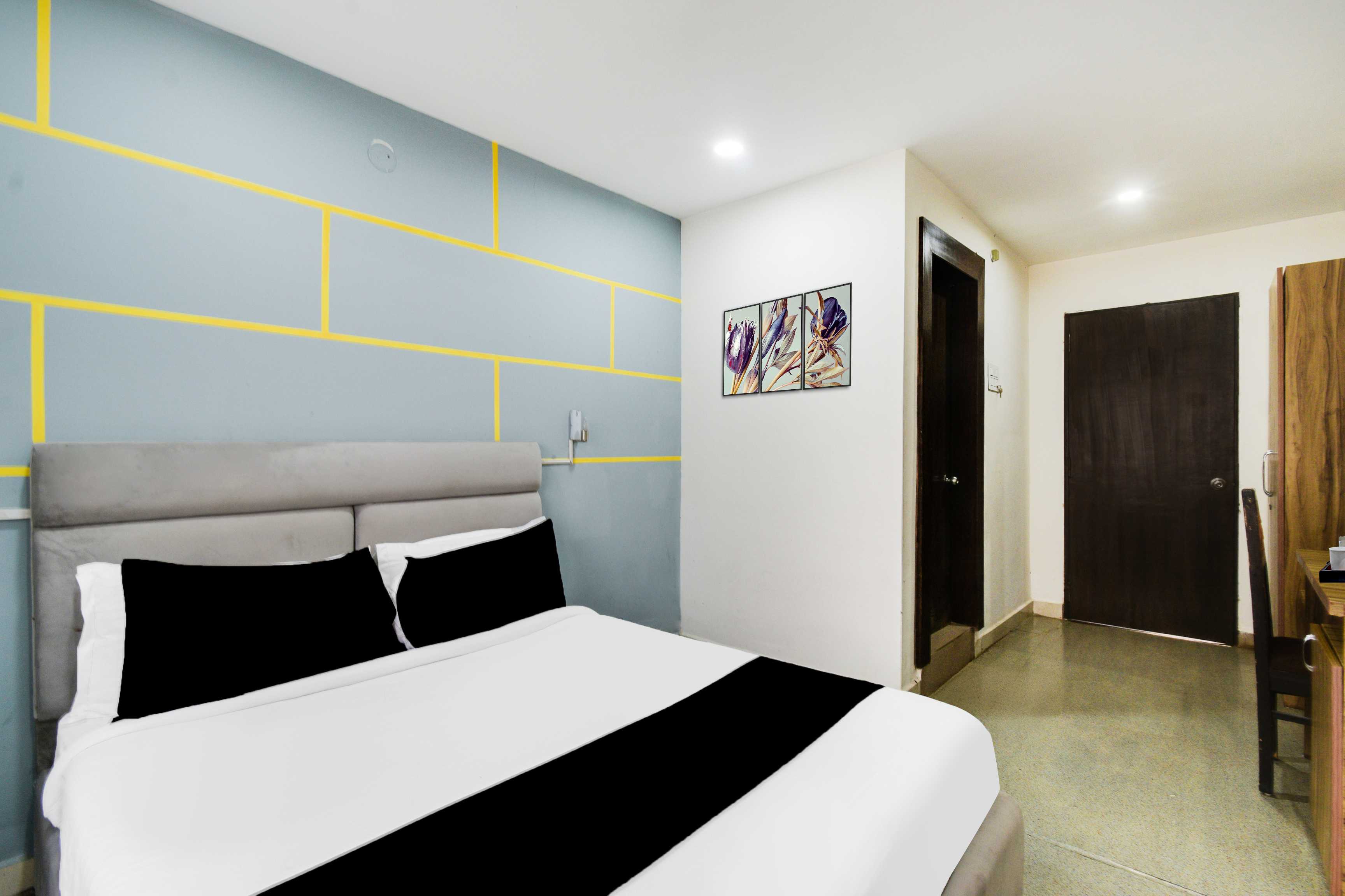 Townhouse Oak Shilparamam Art Village Madhapur - Tap to explore photos