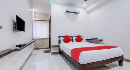 Hotel Sai Vihar Room Type - Deluxe Double Ac Room