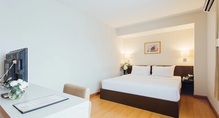 Seasons Siam Hotel Room Type - Superior Room