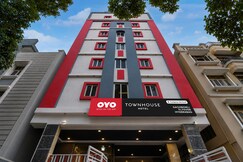 Super Townhouse Gachibowli Flyover Hyderabad