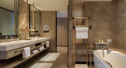 Hilton Chengdu Chenghua Room Type - KING 1 BEDROOM EXEC SUITE