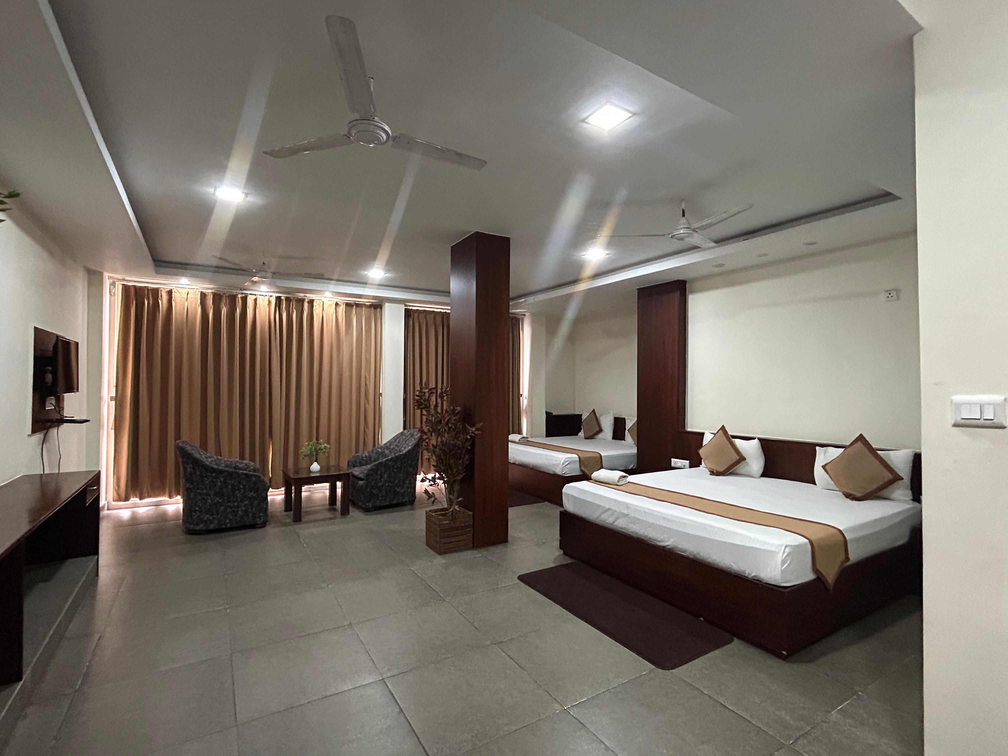 Hotel Diamond Vaishali - Tap to explore photos