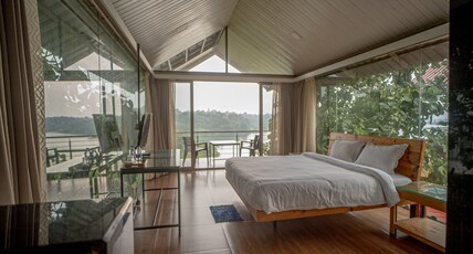 Shvas Island Resort Room Type - Viceroy Suite