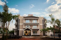 Wind And Waves Resort