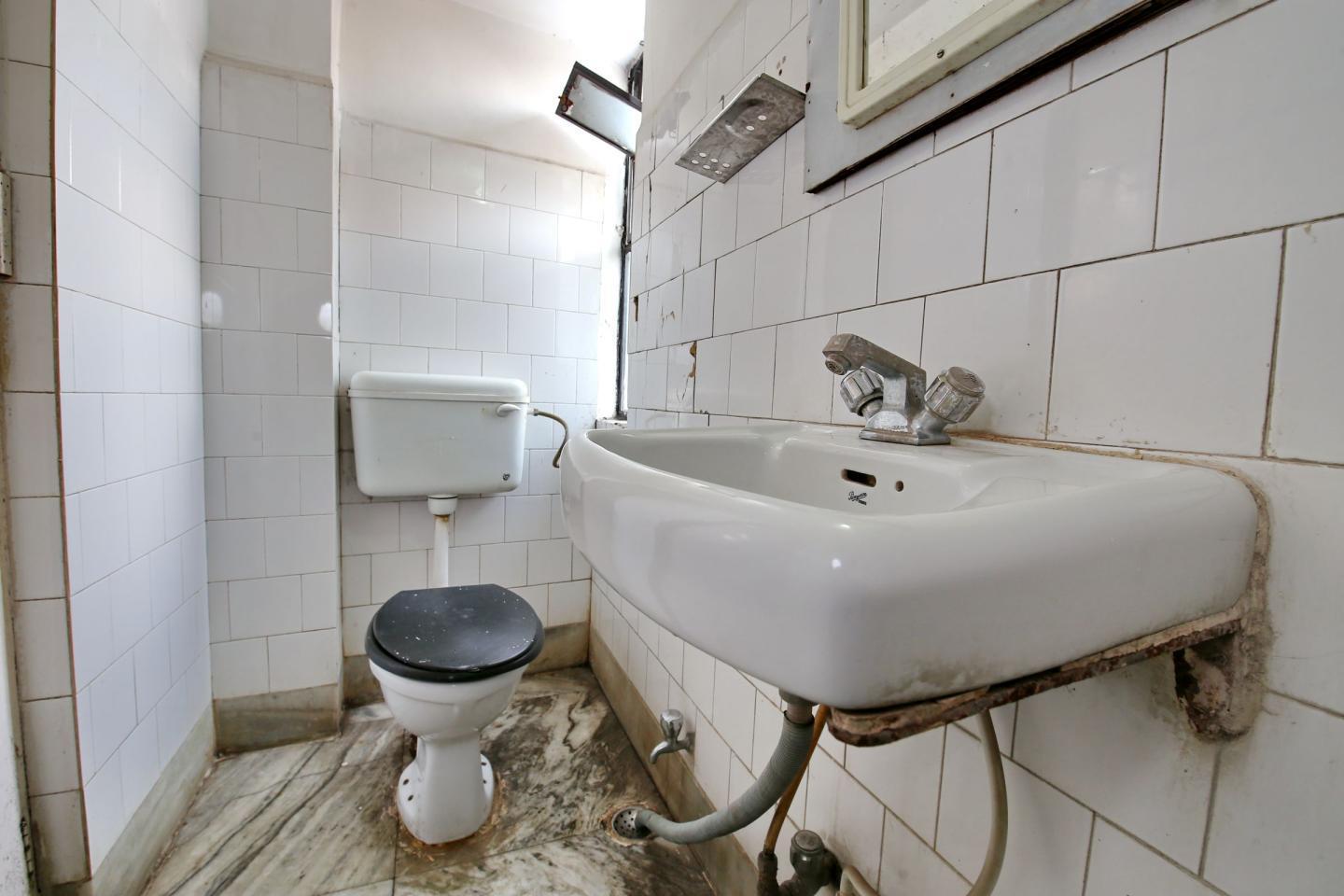 Hotel Amrita - Tap to explore photos