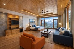 LN Grand Premium Suites with Balcony, Manali