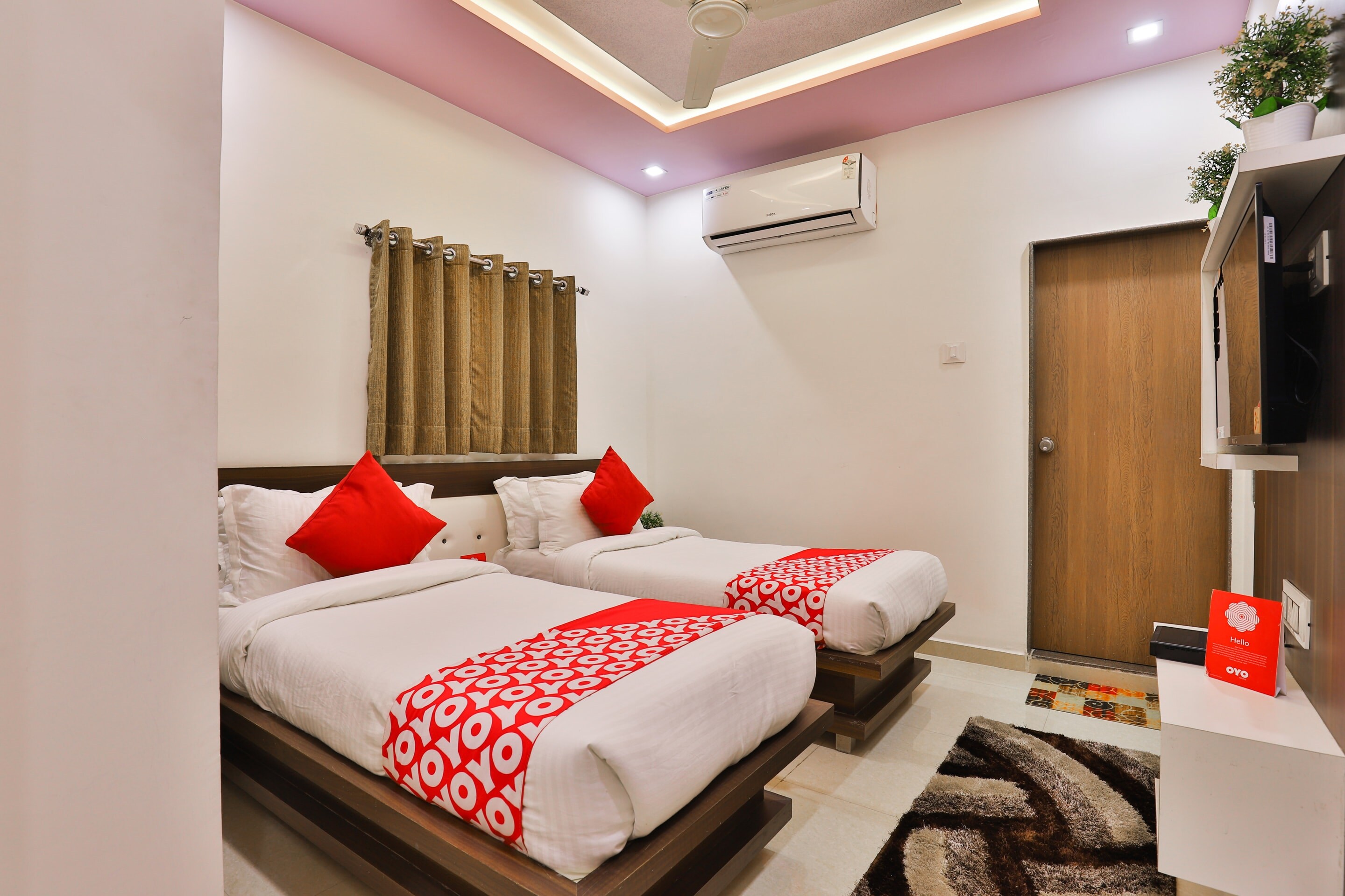 Hotel O Navjivan - Tap to explore photos