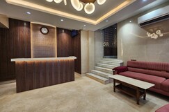 Hotel Pushpak International