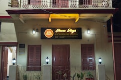Evara Stays Backpackers Hotel