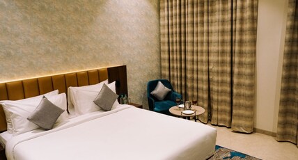 Enrise by Sayaji Nagpur Room Type - Deluxe Room