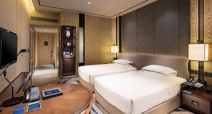 Hilton Shenzhen Shekou Nanhai Room Type - T EXEC SEA VIEW WANGHAI WG