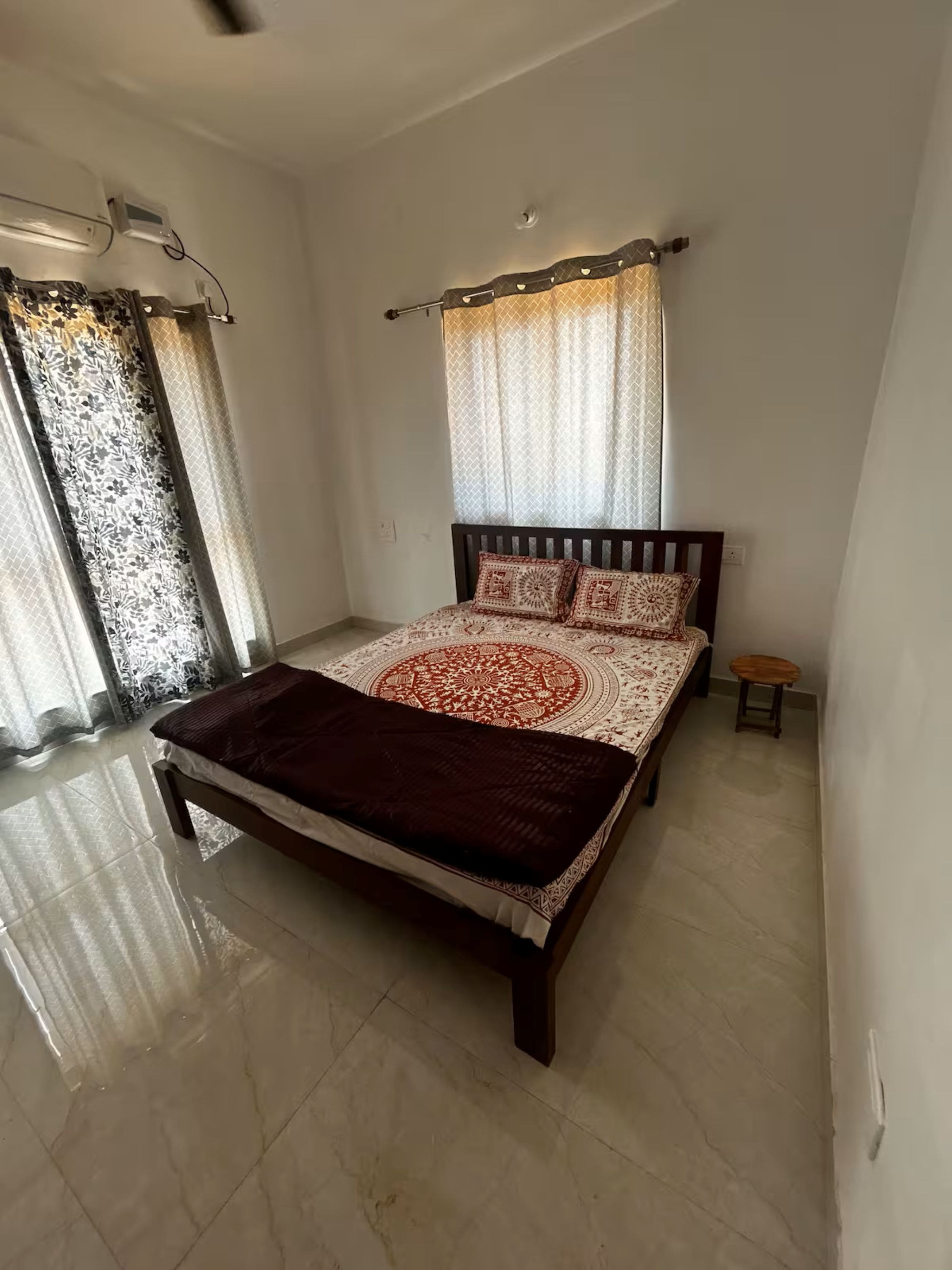 Peaceful 2BHK Villa in Dapoli - Tap to explore photos