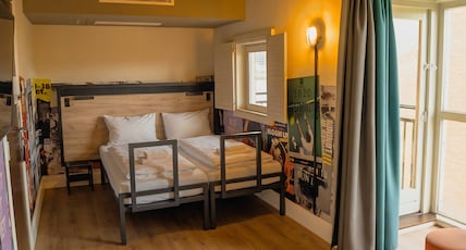 a&o London Docklands Riverside Room Type - Family Room (2 Adults + 2 Children) a&o London Docklands Riverside Room Type - Family Room (2 Adults + 2 Children)