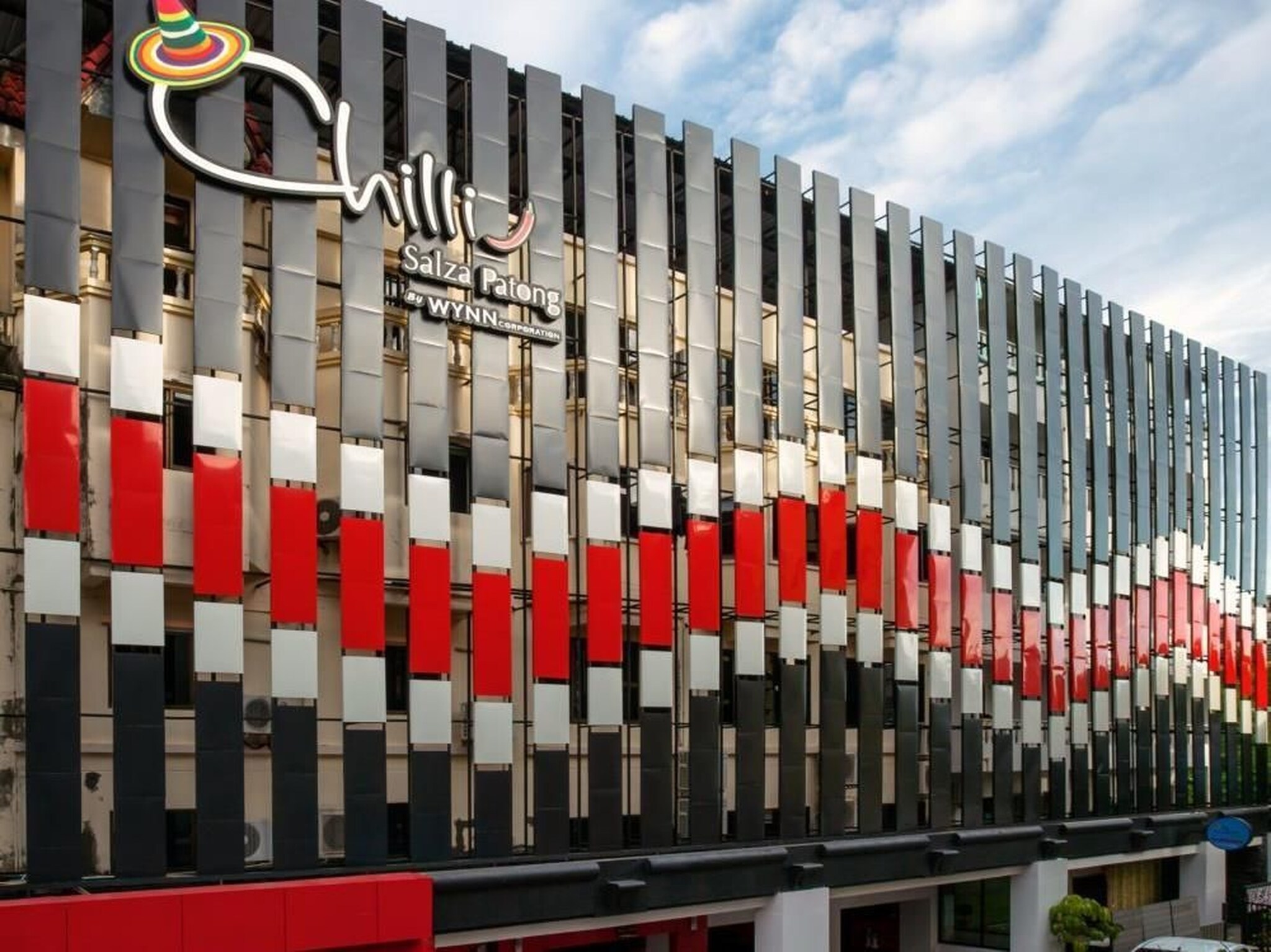The Chilli Patong Beach Hotel - Near Beach Road - Tap to explore photos