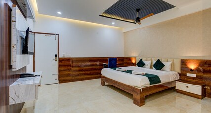 HOTEL CLASSIO Room Type - Premiun AC Room