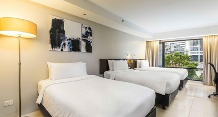 Maitria Hotel Sukhumvit 18, A Chatrium Collection Room Type - Triple Room