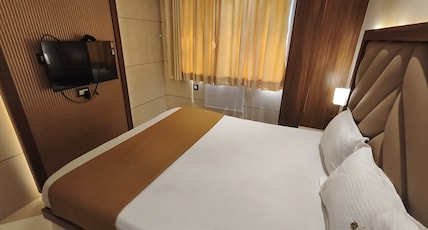 Nakshatra Residency Kalyan Room Type - Deluxe Non AC Room Nakshatra Residency Kalyan Room Type - Deluxe Non AC Room