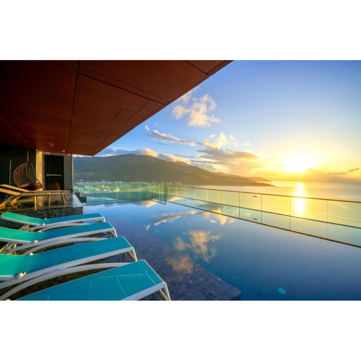 The Code Hotel and Spa - Tap to explore photos
