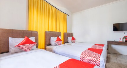 Hotel O Transit 2 Room Type - Indonesia Suite Triple