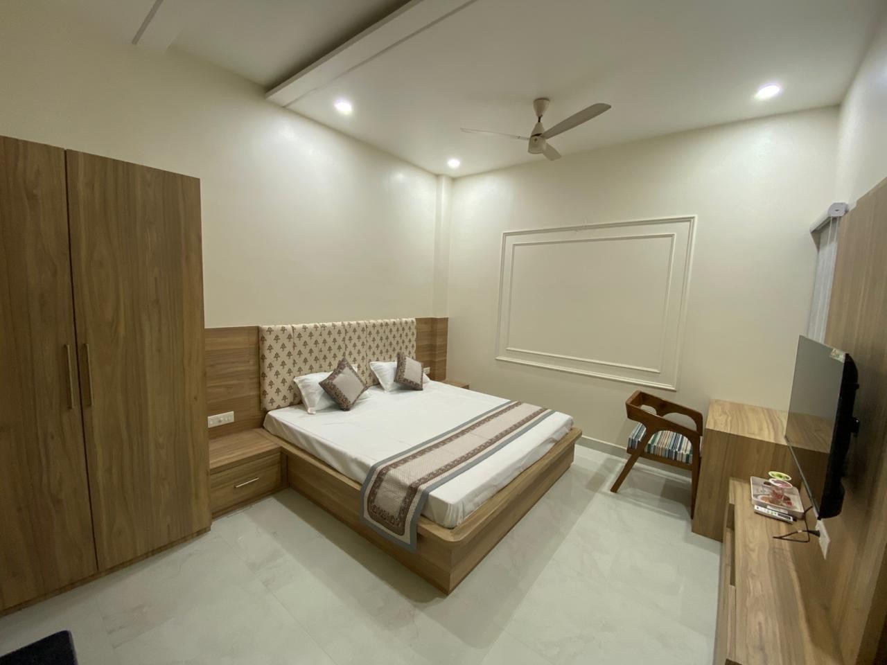 Kusum Niwas Homestays - Tap to explore photos