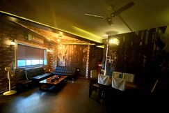 Lovely interior Flat With Parking on VIP road