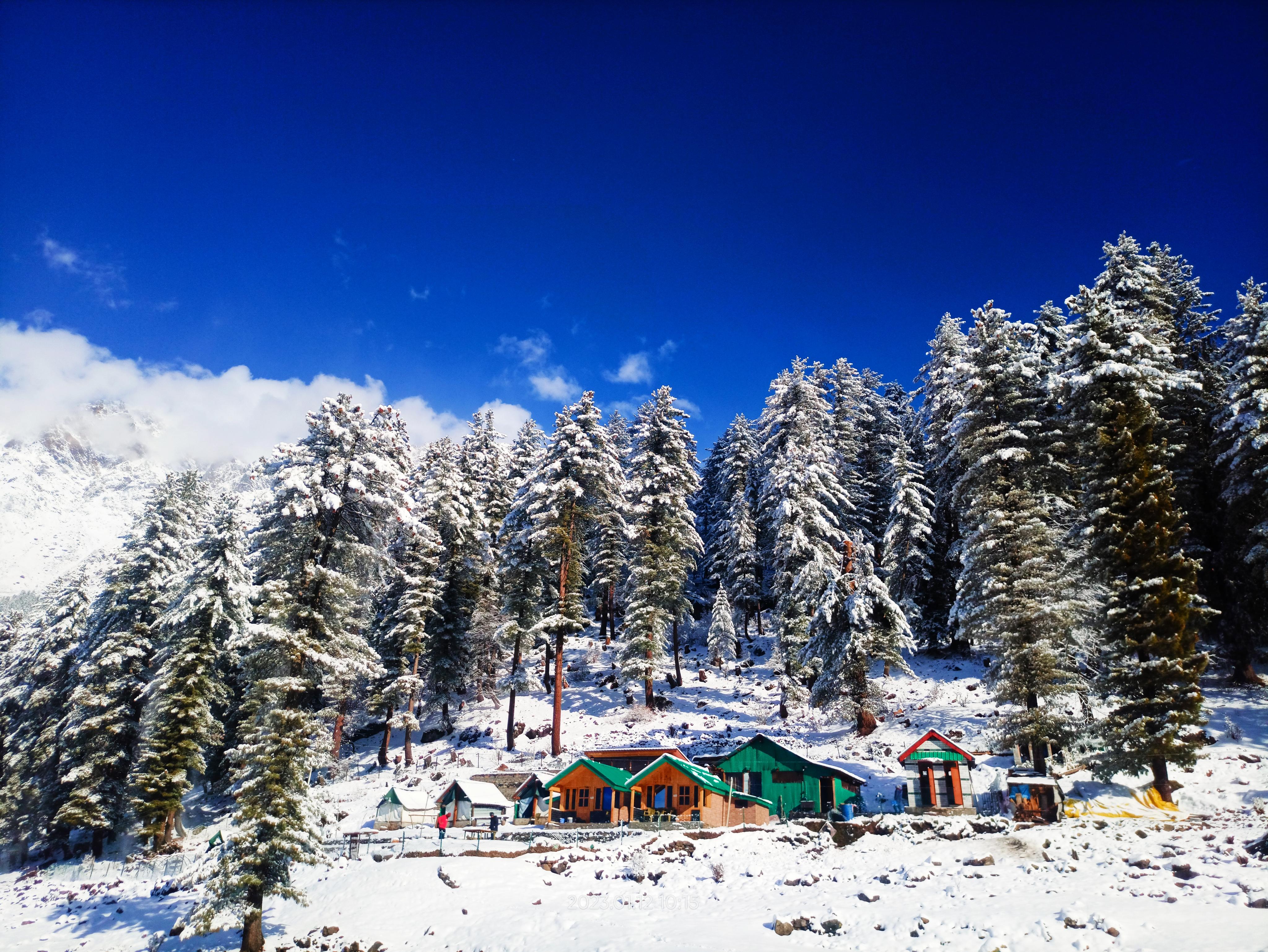 Singing Woods Kutla - Tap to explore photos