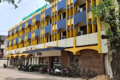 HOTEL MAYUR