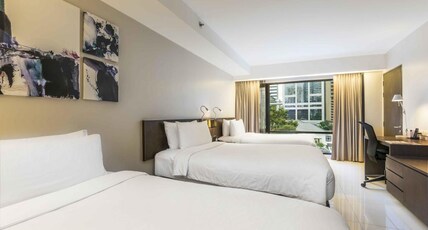 Maitria Hotel Sukhumvit 18, A Chatrium Collection Room Type - Triple Room