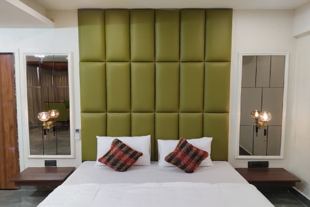 Hotel Meena Residency - Tap to explore photos