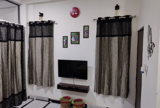 AK Family Homestay