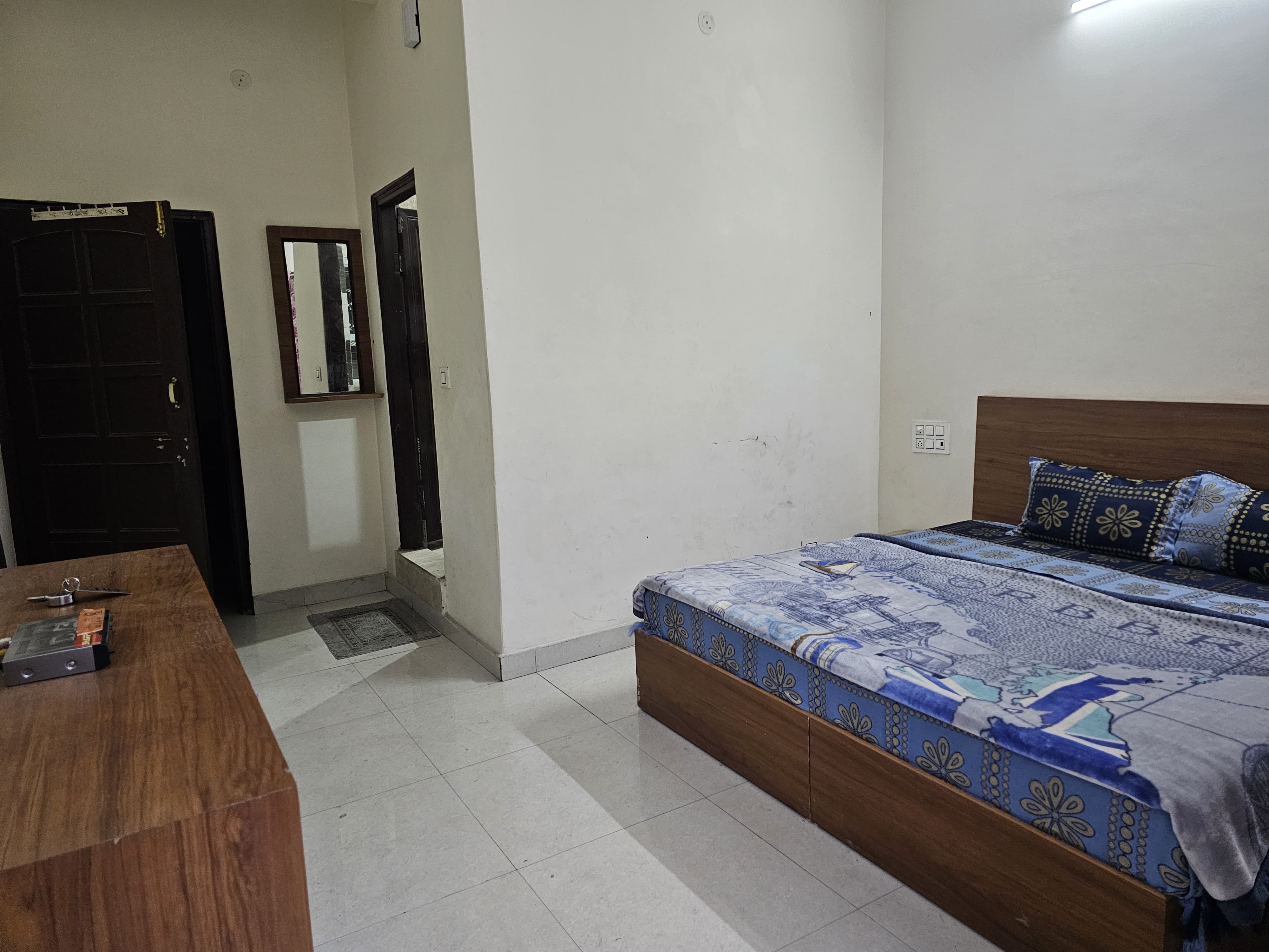 Chandresh Home Stay - Tap to explore photos