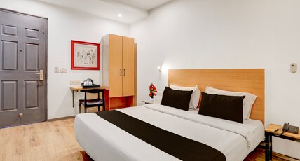 Townhouse Siddharth vihar hotel golden world and banquet Room Type - Classic