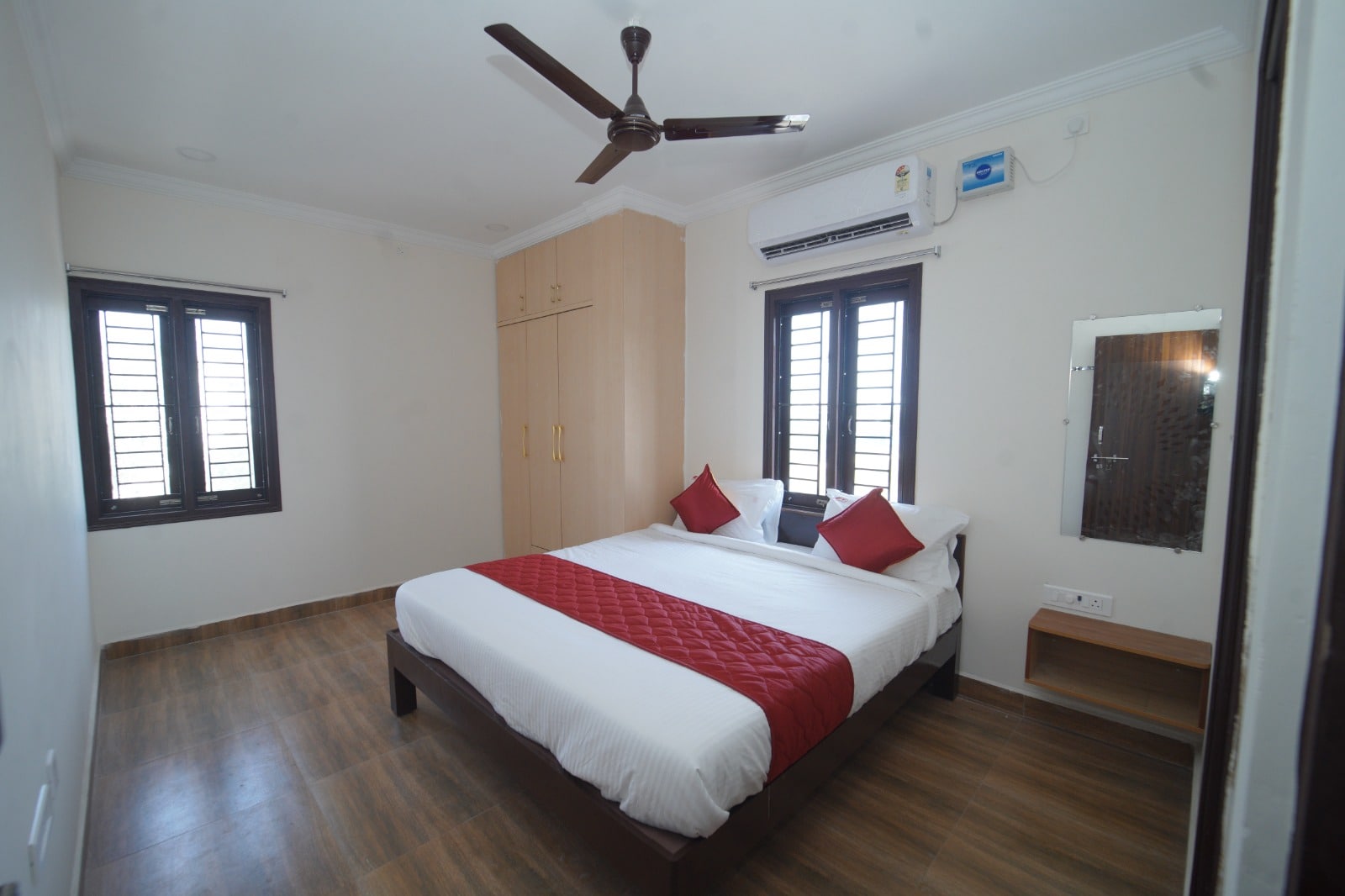 PNR Homestay - Tap to explore photos