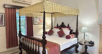 Rajmahal The Palace Room Type - Deluxe Room (Double Bed )