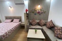 Urban Escape  Studio Retreat I By Aqqua Suites