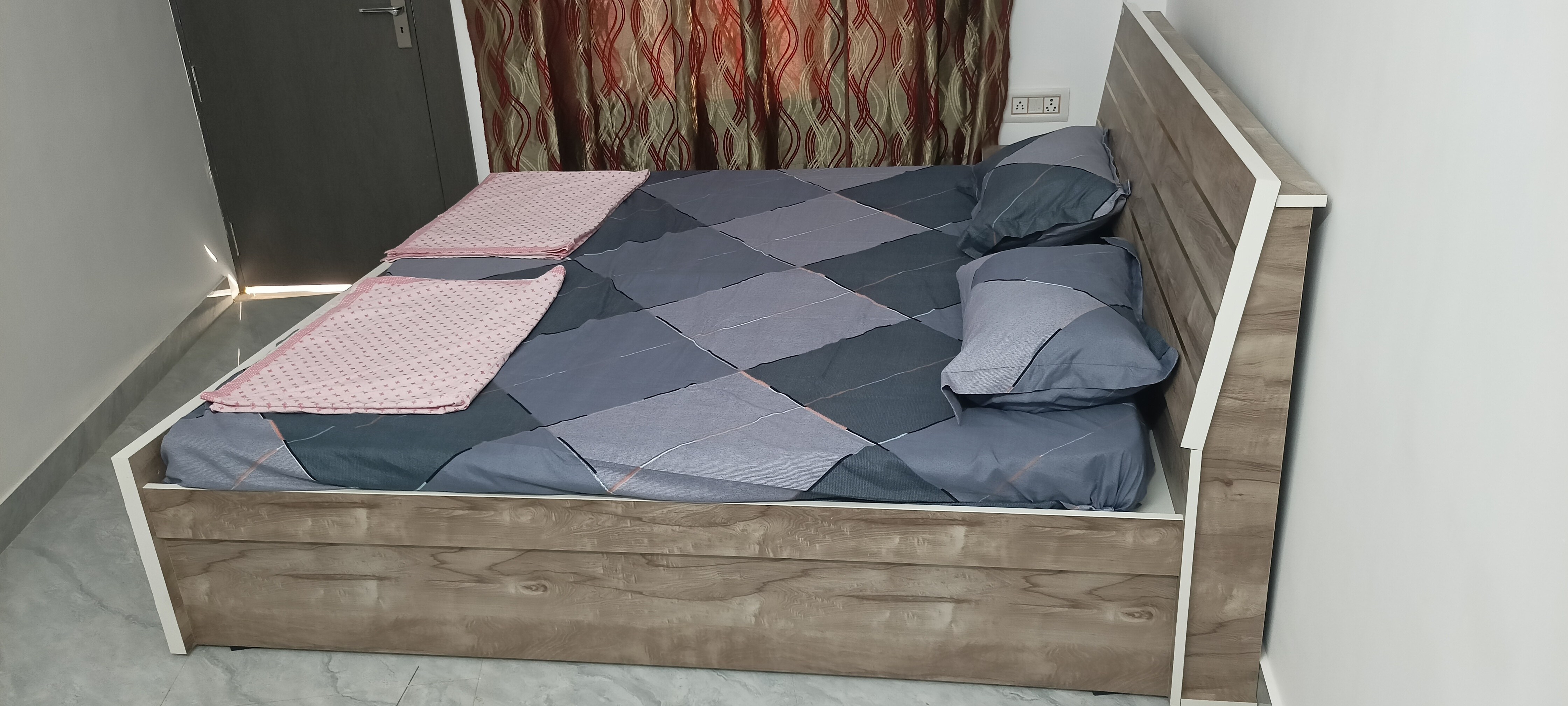 Viraj Homestay Near Ram Mandir - Tap to explore photos
