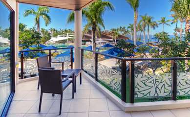 Radisson Blu Resort Fiji Denarau Island