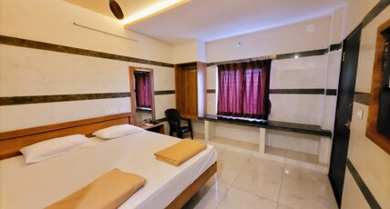 Sri NA Residency Room Type - Double Bed Deluxe AC