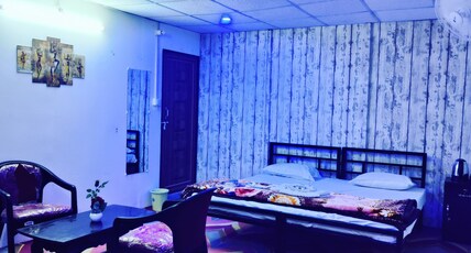 Maple Tree Room Type - Deluxe Room - AC