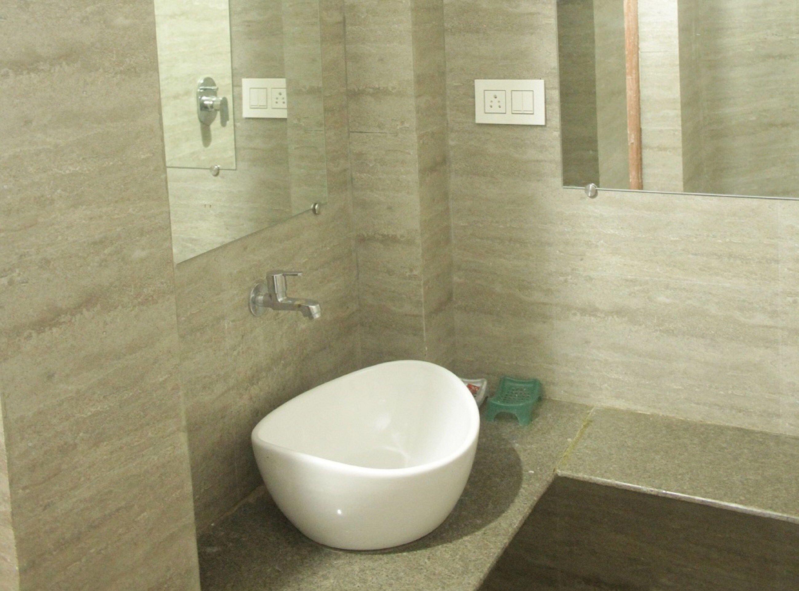 EARTH VILLA | A Friendly Homestay - Tap to explore photos