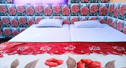 Monika Mansion Bodhgaya Room Type - AC Bedroom with private bathroom