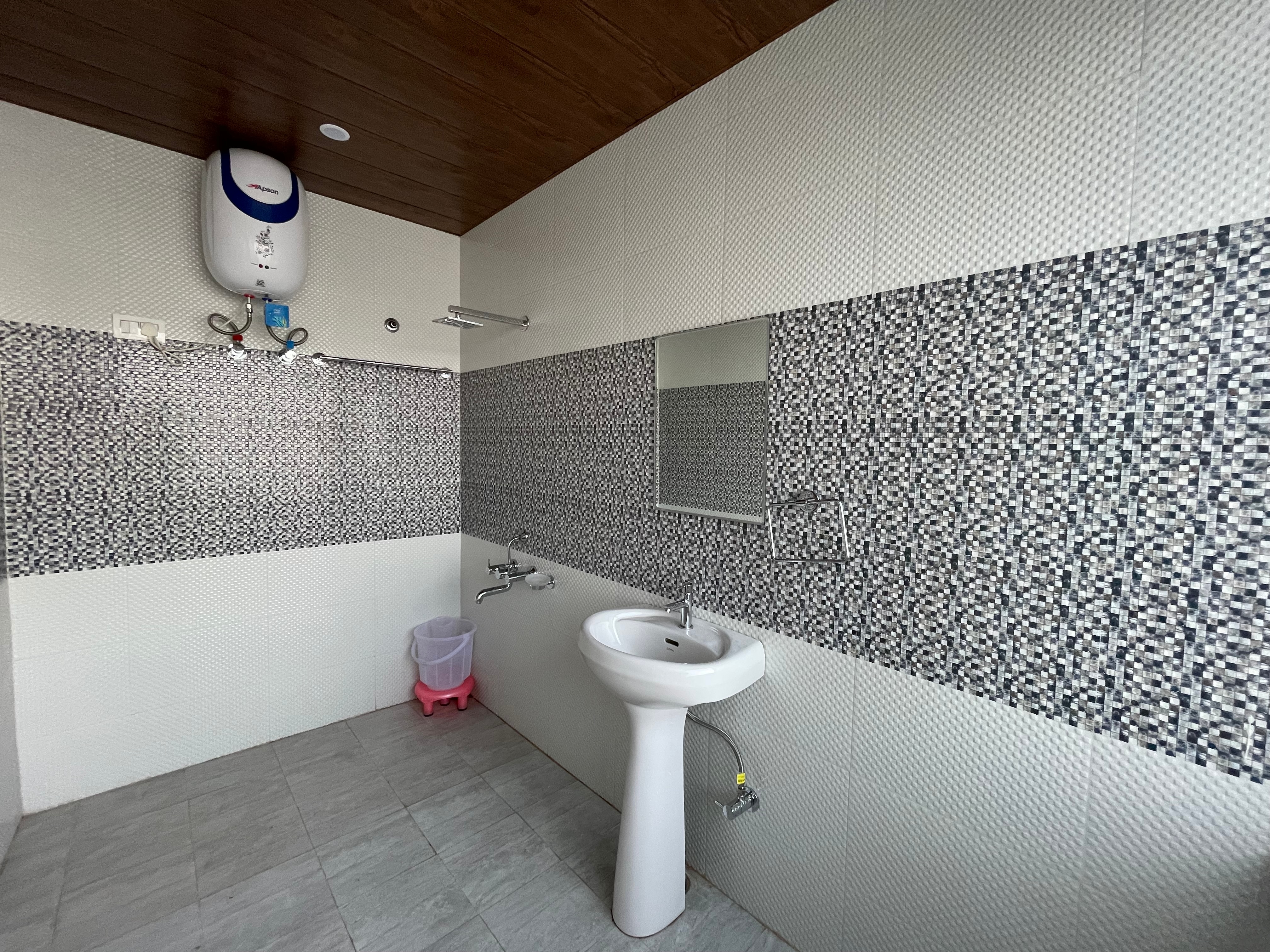 Rashal Homes | Terrace Cafe, Wifi and Parking - Tap to explore photos