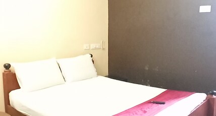 Le Grace Residency Room Type - Double Non AC Room