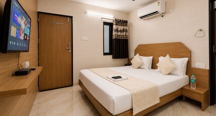 Hotel RR Palace Room Type - Deluxe Room