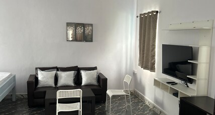 Raj Andar Guest House Room Type - Budget double room