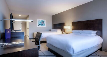DoubleTree by Hilton Los Angeles - Norwalk Room Type - 2 QUEEN BEDS