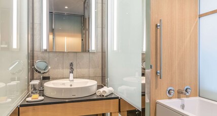 Hilton Tokyo Bay Room Type - EXECUTIVE SELECT OCEAN