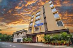 FabHotel Samotel - Nr. Kolkata Airport