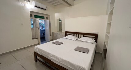 Auro Mithra Heritage Stay - White Town Room Type - Room 1 - Anandha